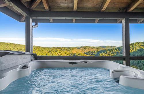 Ranger House | Relax at The Overlook: Family-Friendly Resort with Pool