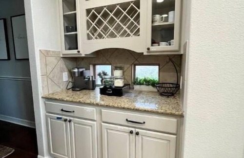 Wetmore House | Exceptional Stay at The Overlook, La Cantera Hillcountry