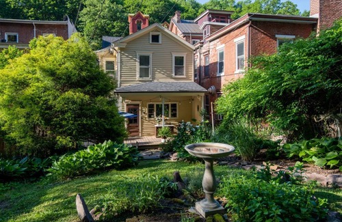 Jim Thorpe House | Exceptional Owl House on Broadway with Pool and Family Amenities