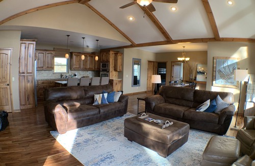 Shell Knob House | Tranquil Owl's Nest with Lake Views and Private Hot Tub