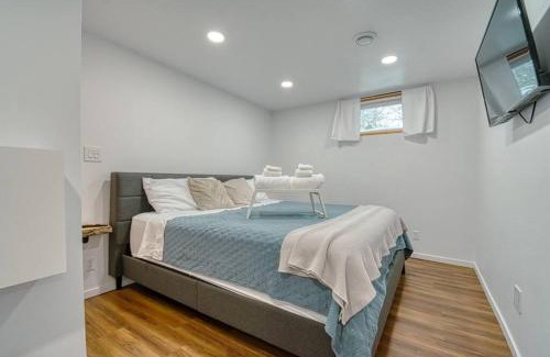 Portage La Prairie Apartment | Relax at The Ox + Bow: Pet-Friendly Retreat with Hot Tub