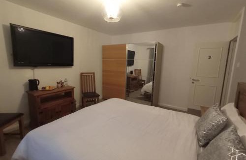 Uttoxeter Bed & Breakfast | The Paddock Side