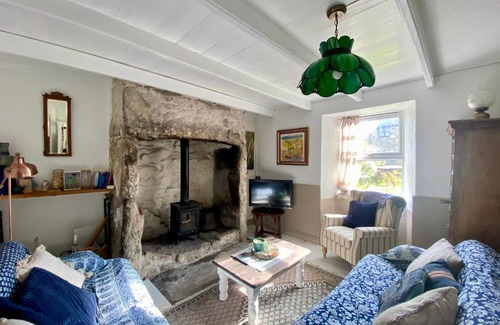 Pendeen House | Artistic Escape at The Painter’s Retreat - Family Friendly