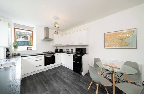 Broughty Ferry Ski Chalet | Beachfront Bliss at The Palm - Rated 8.8/10 by Guests