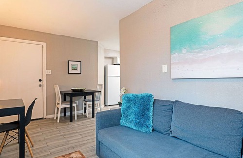 MacGregor Apartment | Family-Friendly Palm Flats: Discover Zoo & Museums Nearby