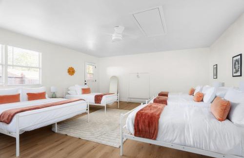University Hills House | The Palm Royale
