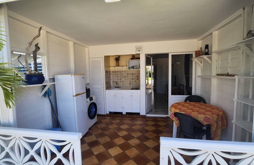 Nettle Bay Apartment | Cozy Beachfront Studio at The Palm - Guest Rated 9/10
