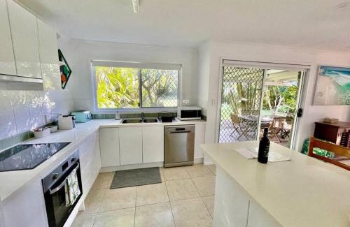 Pottsville House | Child-Friendly Retreat at The Palms Beach House - 4 Star Stay