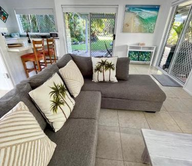 Pottsville House | Child-Friendly Retreat at The Palms Beach House - 4 Star Stay