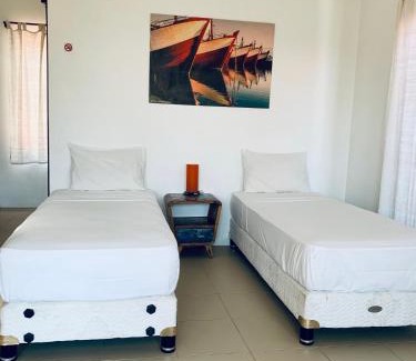 Ceningan Island Resort | Experience The Palms Ceningan Hotel: Oceanfront Bliss Awaits