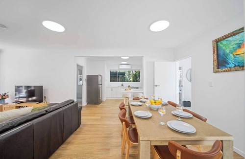 Coolum Beach House | The Palms in Coolum Beach - Pet Friendly & Pool