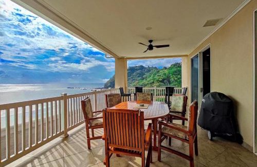Barrio Los Villalobos Apartment | Beachfront The Palms Jaco 1001 Penthouse with Ocean View
