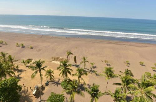 Barrio Los Villalobos Apartment | Beachfront The Palms Jaco 1001 Penthouse with Ocean View