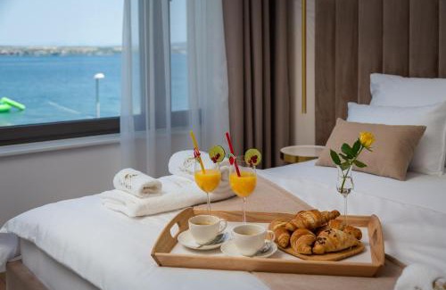 Kraj Villa | Oceanfront Getaway at The Palms Resort - Guest Rated 9.8