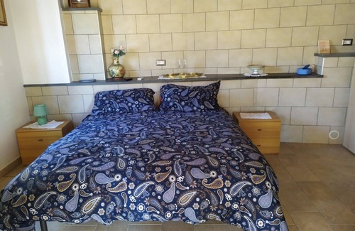 Vico Equense Bed & Breakfast | Experience Relaxation at The Paradise with Spa & Hot Tub