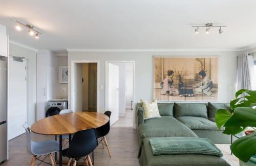 Observatory Apartment | Discover The Paragon Cosmo Sanctuary: Mountain & City Views
