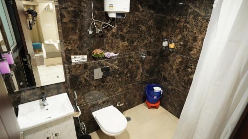 Sector 51 Apartment | The Paras Studio Serviced Apartments