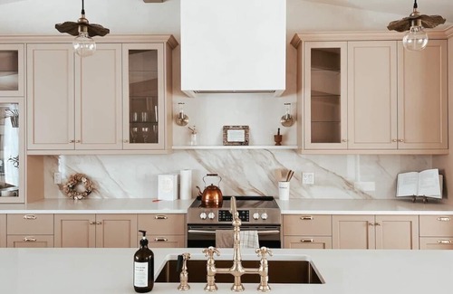 Mitchell Villa | The Parisian Farmhouse