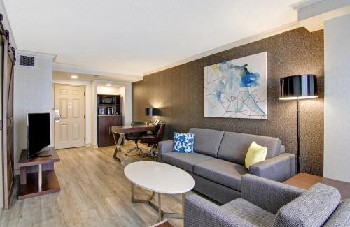 Downtown London Hotel | Pet-Friendly The Park Hotel London with Breakfast Options