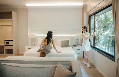 Phitsanulok Hotel | Budget-Friendly Stay at The Park Hotel with Family Amenities