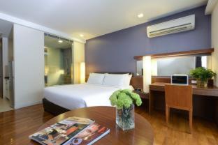 Nong Bon Hotel | Experience The Park Nine Hotel Srinakarin: A 4-Star Retreat