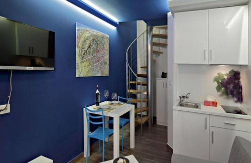 Donji Grad Apartment | Charming Duplex at The Park of the Residence, Zagreb