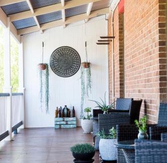 Central Mudgee Hotel | Discover The Parkview Hotel Mudgee: 4-Star Eco-Friendly Stay
