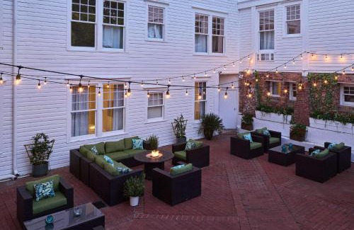 Summerville Hotel | Discover The Partridge Inn Augusta: Pet-Friendly Retreat