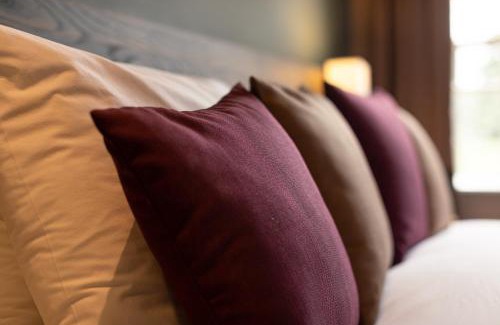 Stretton Bed & Breakfast | Pet-Friendly Haven at The Partridge, Stretton - Rated 9/10