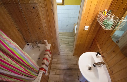 Candeleda Cabin | Unforgettable Stay at Storks House of the Frogs - 10/10 Rated
