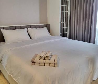 Saen Suk Apartment | Inviting Stay at The Patio Condo Bang Saen with Pool Access