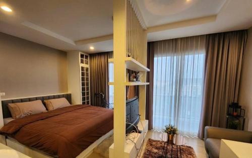 Saen Suk Apartment | Inviting Stay at The Patio Condo Bang Saen with Pool Access
