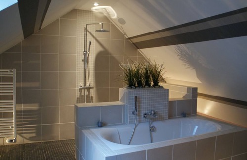 Beaune City Centre House | Explore the Patio House: Family-Friendly Retreat in Beaune
