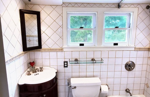 North Arroyo House | Experience The Patrician Hollywood Universal: 4-Star Perfection