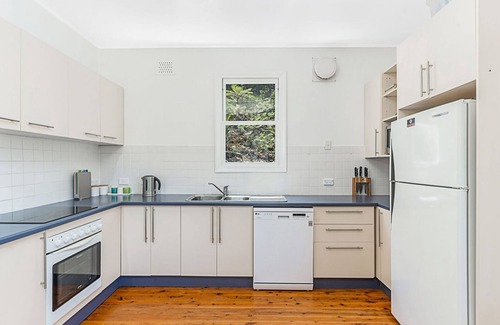 Hyams Beach House | Experience The Pavilion at Hyams Beach with Ocean Views