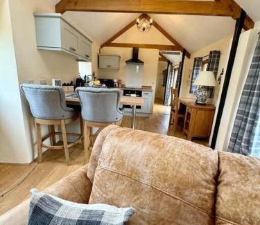 Penallt House | Pet-Friendly Barn Retreat in Scenic Wye Valley - 10/10 Rating