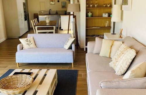 Pleumeur-Bodou House | Charming Doll House Retreat on the Pink Granite Coast