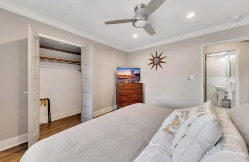 Downtown Atlanta House | Downtown Peachtree Center Condo with Balcony & Family Amenities