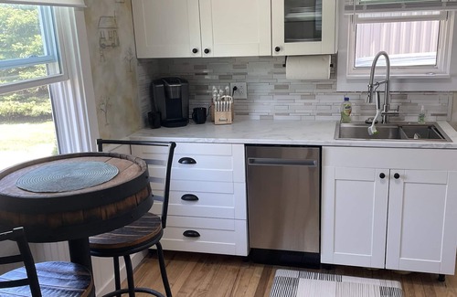 Vermilion Cottage | Experience The Cottage at Lake Erie - Pet Friendly Retreat
