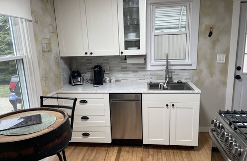 Vermilion Cottage | Experience The Cottage at Lake Erie - Pet Friendly Retreat