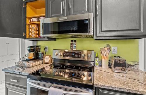 Old Irving Park House | Unforgettable Stay at The Peacock House Near Dining & Shops
