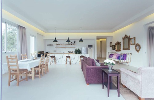 Hua Hin Apartment | Experience Comfort at The Peak Residence with Ocean Views