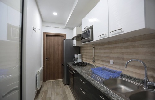 Hammam Sousse Apartment | Beachfront Pearl Apartment in Hammam Sousse with Free Wifi