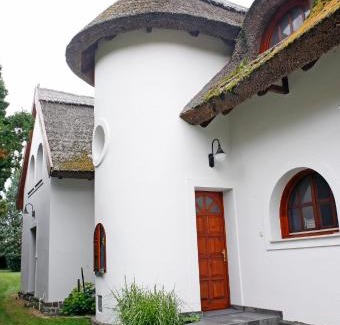 Szigliget Villa | Discover The Pearl of Balaton: A 4-Star Pet-Friendly Retreat