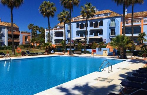 Bahia de Casares House | Discover The Pearl of Marrakech: Family & Pet Friendly Stay