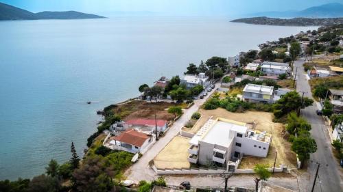 Salamis House | The Pearl of Salamina, a stylish seaside retreat