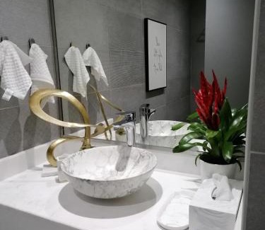 Doha Apartment | The Pearl Porto Arabia