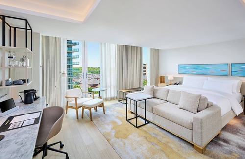 Burlington Hotel | Experience The Pearle Hotel & Spa: A 4-Star Retreat