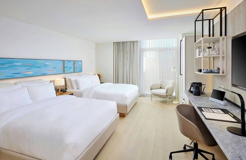 Burlington Hotel | Experience The Pearle Hotel & Spa: A 4-Star Retreat