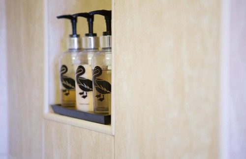 Tamworth Hotel | Exceptional Stay at The Peel Aldergate with Family Amenities